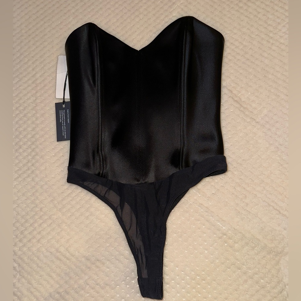 Bustier Aritzia bodysuit